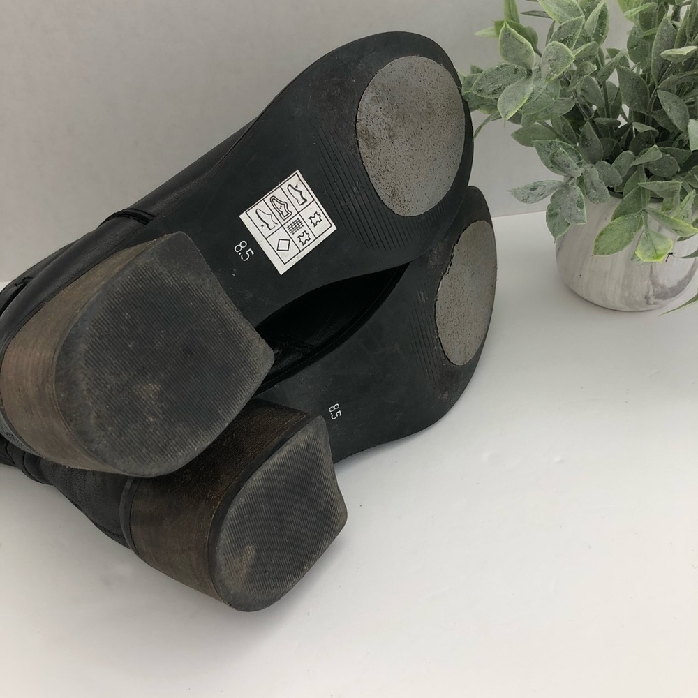 Skechers Black Leather Block Low Heel Boots Sz 8.5 - Picture 8 of 9